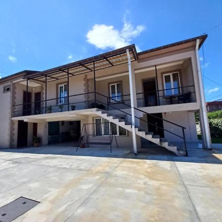 Guest House Kobuleti Bagian luar foto