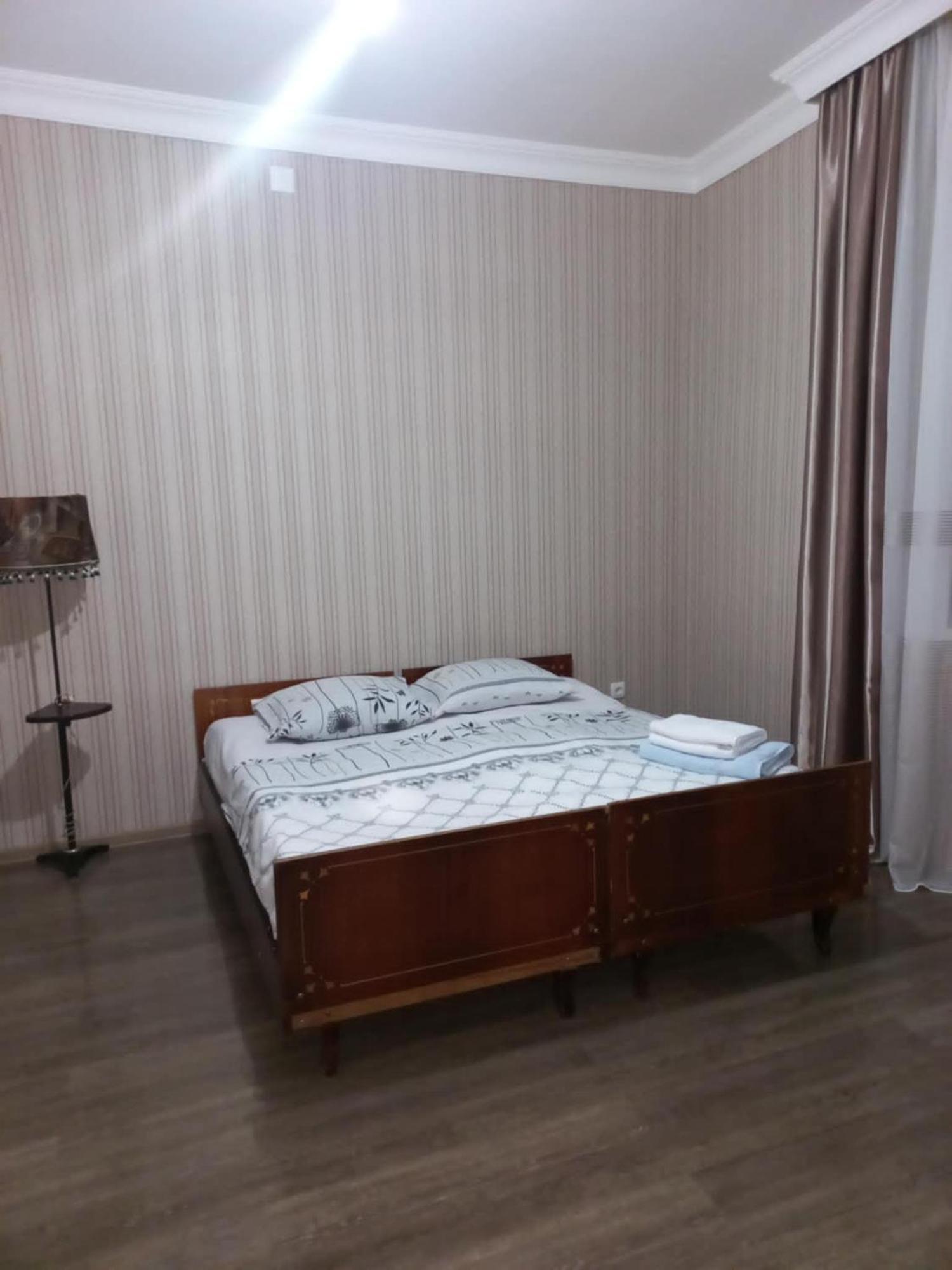 Guest House Kobuleti Bagian luar foto