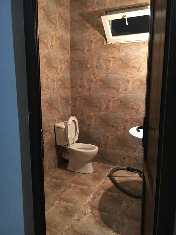 Guest House Kobuleti Bagian luar foto